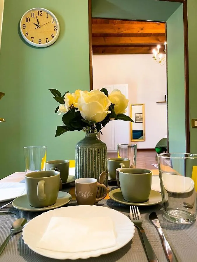 Charming House In The Historic Center Of Palermo Apartment